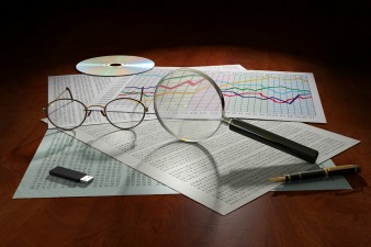 big-data-business-intelligence|Photo Courtesy ofDepositphotoshttp://depositphotos.com/13484327/stock-photo-Data-Analysis.html?sq=vg43d