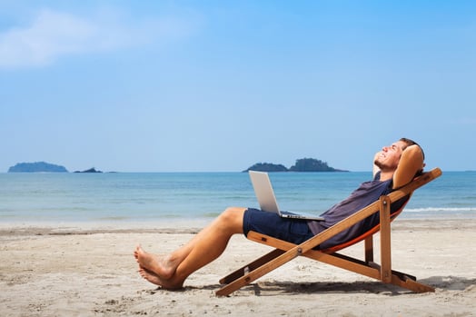relax-beach-laptop.jpg