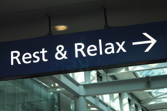 cr_airport_sign